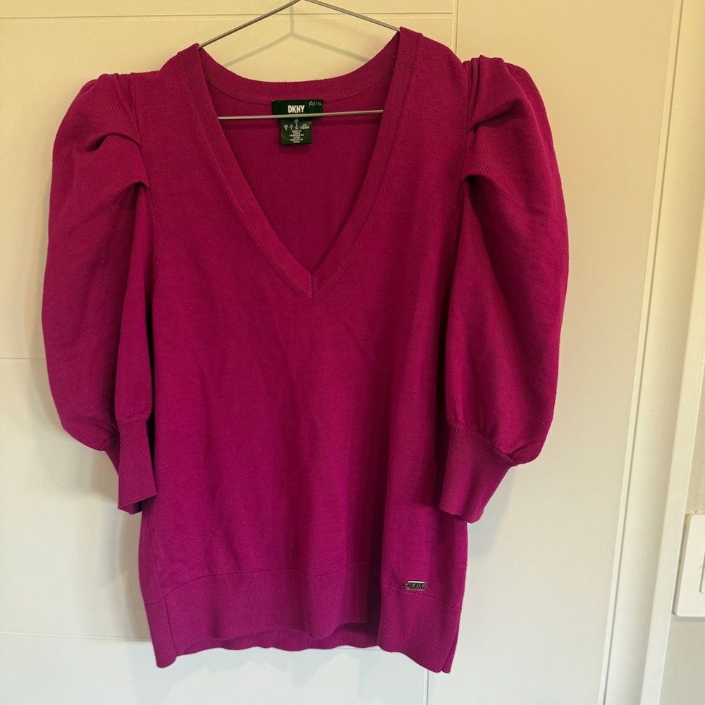 DKNY Women's hot Pink knitted top